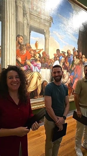 Música en tiempos de Paolo Veronese: el estilo veneciano https://www.museodelprado.es/recurso/musica-en-tiempos-de-veronese-1528-1588/843b56f2-6e58-4f15-8f86-6a3ca1f76783 Vídeo en directo con el cuarteto vocal Qvinta Essençia desde la exposición “Paolo Veronese (1528–1588)”. Mientras Paolo Veronese desplegaba en en siglo XVI sus lienzos banquetes opulentos y arquitecturas, los ecos de motetes, madrigales y fanfarrias recorrían las bóvedas de San Marcos y las callejuelas del Gran Canal. Qvinta Es