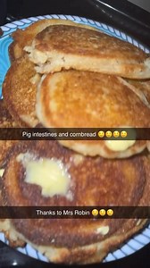 I did the cornbread but Mrs Robin perfected them chitlings 🔥👌🏾 | Tiffany Jackson