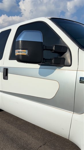 Lance Parkin on Instagram: "- Build List - - method 315 17x8.5 8x170 0/4.75” - bfg km3 39x13.50r17 - 1 inch level - 22 style mirrors - side exit exhaust - paint matched grille - custom paint & pinstriping - cowhide headliner #supercab #f250superduty #39s #2005f250 #methodracing #bfgoodrichkm3 #fordtrucks #utah #copperstatecustomz"