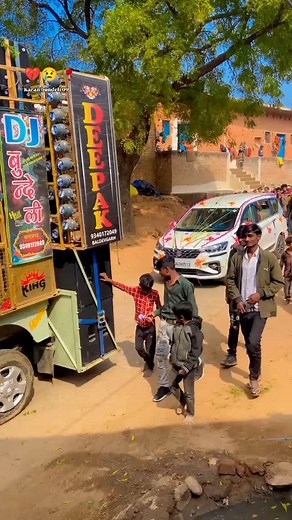 BUNDELI HERO ⚜️ on Instagram: "Janu 鹿 #bundelirai #viralvideos #trendingreels #bundelireels #bundelireels #viralpost #viralpost #bundelisong #bundelisong #tirendingreel #trending #bundelireels"