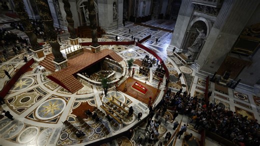 Papst Franziskus im Petersdom aufgebahrt
