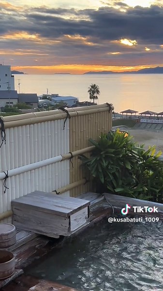 長崎小浜温泉観光体験: 山田屋旅館の魅力的な夕食編