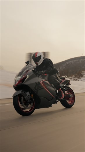 🚨 Introducing EOX 2.0! 🚨 Ten years of development distilled into one helmet. Ten Brand new flawless designs, timeless textures and five new features that make this our safest and most advanced helmet yet. Find out more about EOX 2.0: https://www.ruroc.com/eox-2 | Ruroc