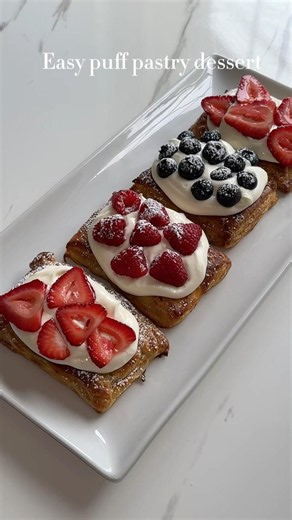 Easy puff pastry dessert 🤍