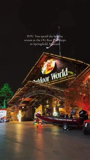LoveSpringfield on Instagram: "POV: You spend the holiday season at the original Bass Pro Shops in Springfield, Missouri. You can spend hours at this location looking at all the Christmas lights, touring the free museums inside, and ice skating at the new ice rink outside. #bassproshops #springfieldmo #springfieldmissouri #lovespringfield #417 #thatsmymo"