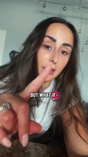 but I already married a Earth Human… #booktok #romantasy #aliens #fantasy