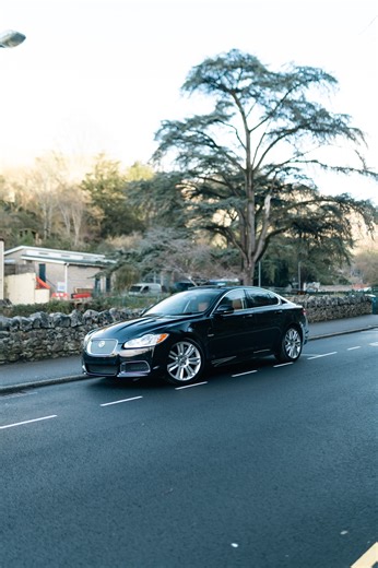What a spec on this XFR🤯 and the good news? Its now available here at Swallows Racing😮‍💨 Boasting just 23,700 miles from new, this low mileage example is finished in this very desirable ultimate black exterior with heritage tan interior, tilt and slide sunroof, heated seats and meridian sound system. Coming all the way from Japan the car is rust free and has full service history. Dont miss out on this stunning XFR, be quick💨 #swallowsracing #jaguar #xfr #forsale #v8 | Swallows Jaguar - Swall