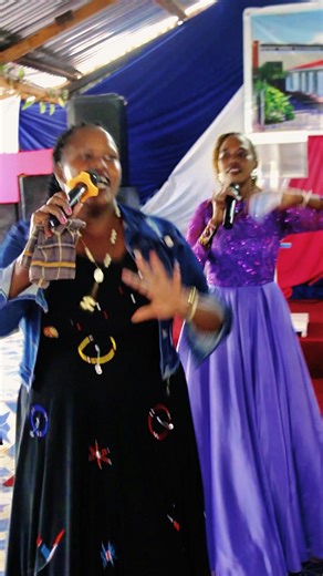 Praise and Worship at Kumpa Pefa City Church