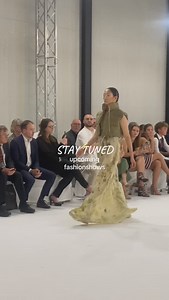 Die AMD STAGE Fashionshows starten bald. Wollt ihr Einblicke erhalten? Dann folgt uns, wir nehmen euch mit. Alle Infos zu den Shows findet ihr auf der Website, Link in Bio.📸🎞️⭐️ #myamd #hochschule #fashion #design #amdstage | AMD Akademie Mode & Design