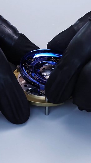 Jacob & Co. reimagines time through the Astronomia Sky. Its orbital complications, sidereal display, and sapphire dome capture the very rhythm of the heavens. This is not just haute horology — it’s the transformation of mechanics into a celestial journey, where every detail speaks the language of the stars. 47-mm rose gold case Rotating movement with 20-minute rotation speed Flying triple-axis tourbillon Orbital seconds and earth-shaped day/night indicator Sidereal display with sky map and month