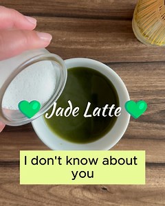 Rethink what greens can do for you. Daily Elements is made of 100% raw vegetable greens, selected for nutrient density. No algae, no mushrooms, no mystery superfoods. Forget the handfuls of supplements and artificial greens powders– think whole food instead. Get a pure serving of clean veggies with a concentrated nutritional punch full of antioxidants and essential vitamins. 🥦Made of micro broccoli, kale, red cabbage and peas. That’s it. 🌱Seedling stage vegetables contain up to 40x more nutrie