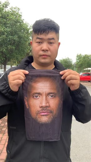 led.screen.17years on Instagram: "magic fashion mask led screens #outdoor #screen #display #panel #media #ledscreen #leddisplay #ledwall #billboard #sign #led #bigscreen #video #man #mask #fashion"