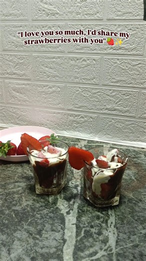 Ep.24 Chocolate Covered strawberries 🍓✨ #recipes #justakitchen #dessert #stawberry #trending #shorts