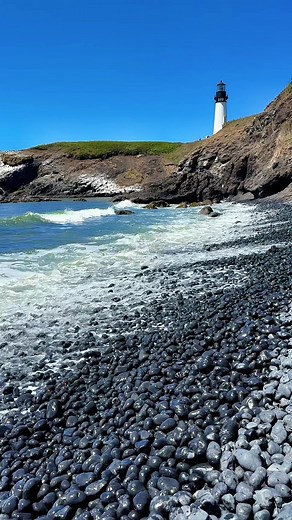 Soothing High Tide Water Sounds at Oregon Beach