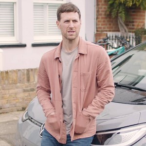 114K views · 95 reactions | “First time we drove it to football I had the whole team around the car and all the dads asking me questions!” What's it like owning the new all-electric ID.3? #ID3UK | Volkswagen | Facebook