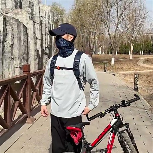 Stay Hydrated on Every Ride! 🚴‍♂️💨 Kinwild Hydration Backpack Review & Setup