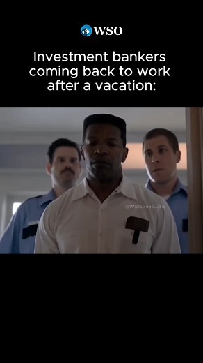 😫 Working in investment banking is no joke—it’s intense and demanding, and the long hours can really mess with your work-life balance. But here’s the thing: it’s also one of the highest-paying jobs out there, which is why so many students are eager to get in 🏃‍♀️ Getting into top IB firms isn’t a walk in the park, though. Only about 2% of applicants make the cut, so you need more than just a standout resume—you’ve got to master networking too 💬 🙌 It might not be your favorite thing, but thin