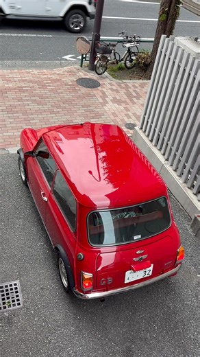 オールペイント&車検整備終了! #rovermini #クラシックミニ最高 #ミニ大好き #austinmini #classiccar #ローバーミニ #morrismini #おしゃれなクラシックミニ #スーパーカントリーマン #自由が丘 | GARAGE MORRIS Classic MINI