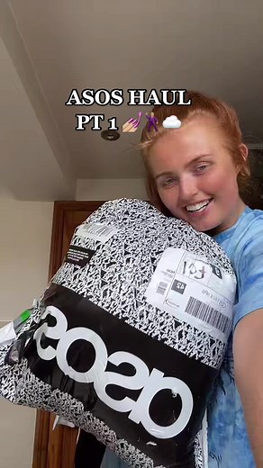 going back to dance college haul period xxxxx #freshers21 #dancecollege #asoshaul #gymwear #performingarts #asos