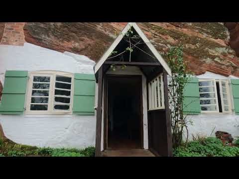 Kinver Edge Rock Houses: The village in the Cliffs