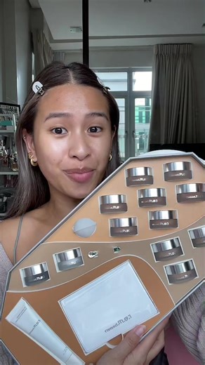Unboxing Ariana Grande's REM Beauty Chapter Four: Out of Body Collection
