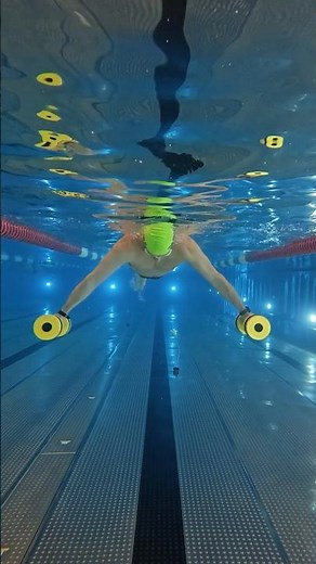 AquaSwimFit | rehab training | exercises with aqua dumbbells | swimming training | aquafitness