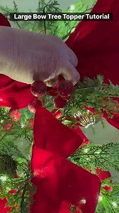 Large Bow Tree Topper tutorial. Wowza! So pretty! #craftsysoul | Craftsy Soul | Facebook