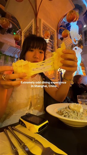 Cultural Confusion During Dining in Shanghai