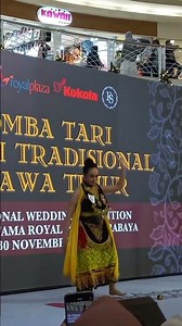 tarian adat khas mana hayo ?