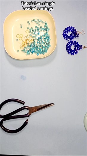 The tutorial on simple beaded earrings is truly amazing and timeless. #nicpatbeadscreation #tutorial #diy #beadslover | NicPat Beads Creation