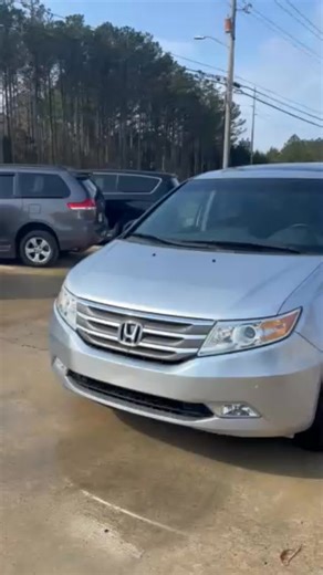 ✨ 2011 Honda Odyssey Touring – VMI Vantage Mobility ✨ 🚐 112K Miles | 💲 $29,900 Travel in comfort, style, and confidence with this beautiful 2011 Honda Odyssey Touring mobility van. Finished in a sleek silver exterior paired with a warm tan leather interior, this van looks as good as it performs. ♿ VMI Vantage NorthStar In-Floor Powered Ramp Enjoy smooth, push-button accessibility with the trusted VMI in-floor ramp system. The ramp tucks neatly away under the floor when not in use, keeping the 