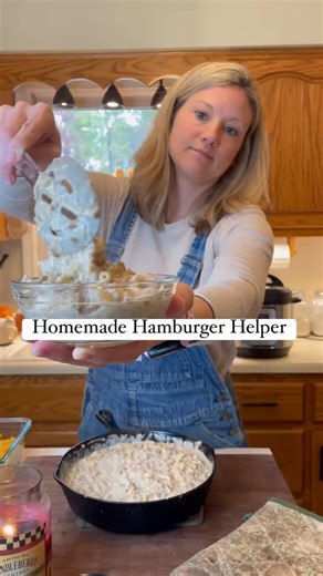 Homemade hamburger helper. Skip the box and make it yourself- it’s still quick and easy- BUT, it’s about 10 times creamier and yummier than that old boxed stuff haha. Trust me on this one and make some yourself- pair it with some mashed potatoes, sliced white bread with butter- probably some vegetables 🥕 for good measure. Here’s the recipe my friends: 1 lb ground beef- I use lean Seasonings- 1 tsp onion powder, garlic powder, beef bouillon 4 tbsp salted butter 1/2 cup flour 2 cups beef broth 1/