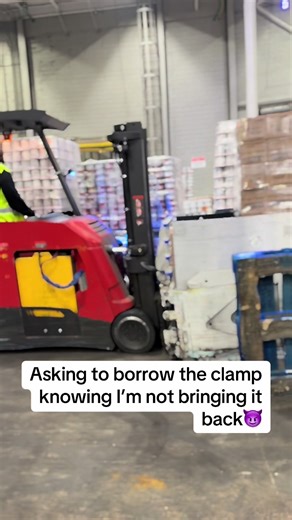 Understanding Warehouse Operations: Unloading and Order Selection