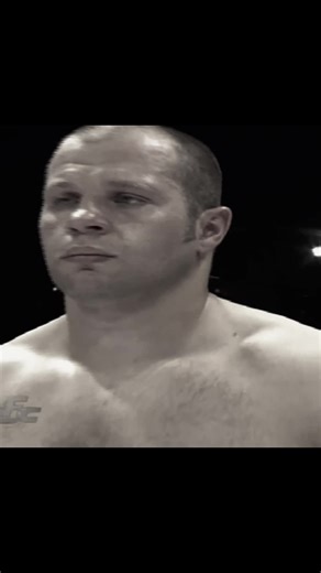 #edit #MMA Fiódor Vladímirovich Yemeliánenko es un artista marcial mixto retirado y político ruso. Es mundialmente famoso por sus logros en los deportes de combate, entre los que se encuentran el campeonato mundial de sambo en cuatro ocasiones y varias medallas de bronce en los campeonatos nacionales de judo