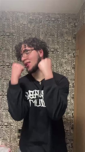 The crackin my shell part hits 😭 dc: @arri.arii #fyp #viral #trending #newdance #lilbaby