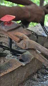 The Master of Fire: Witness Asia's and Europe's Most Incredible Blacksmithing Skills.📍