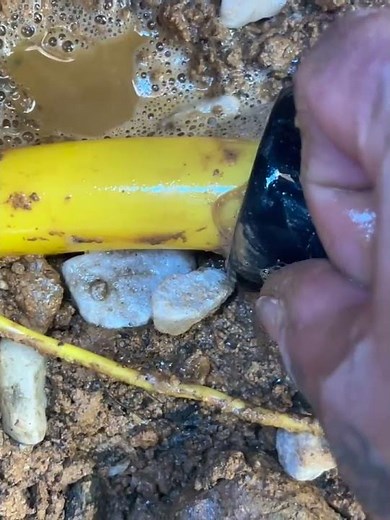 Jobs with Eduardo: Gas Line Leak Located & Repaired