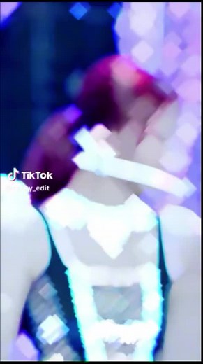 Girls Without Dress 😝💰🔥 (@girlswithoutdress)’s videos with original sound - Girls Without Dress 😝💰🔥
