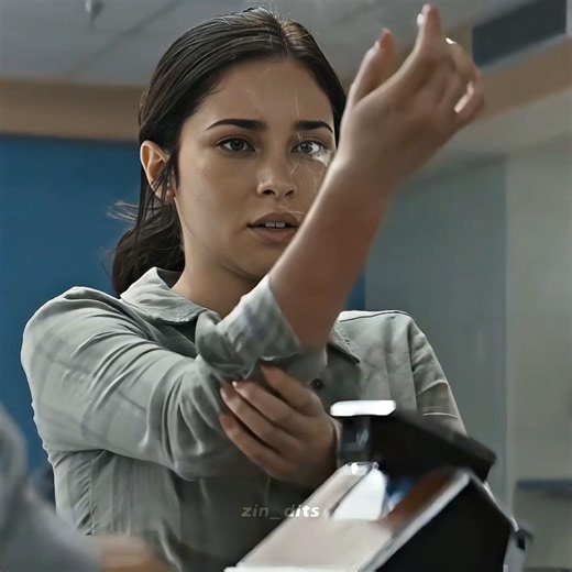 Whatever happens to the photo happens to you 💀😨 | Polaroid 🎭 | #shorts