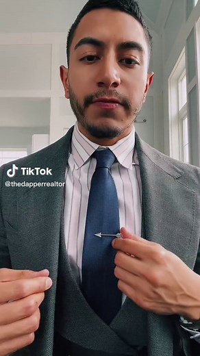 Proper Tie Clip Placement Guide
