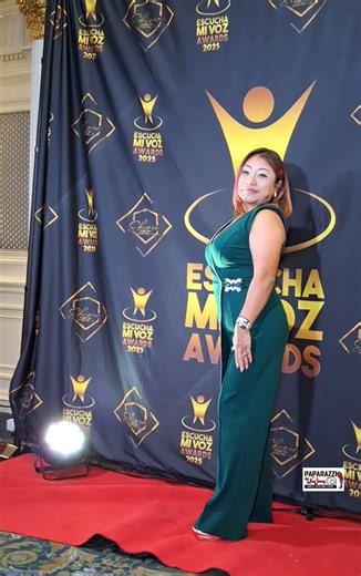 CELEBRIDADES EN ESCUCHA MI VOZ AWARDS 2025