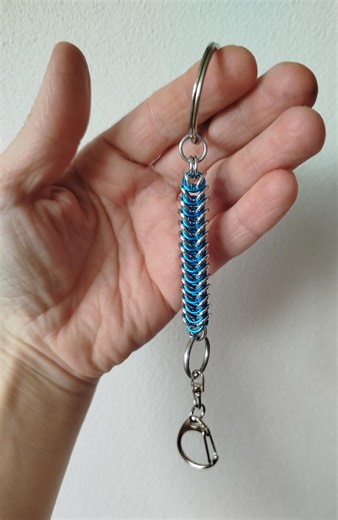 Blue Silver Chainmail Keychain – Box Weave Aluminum Keyring – Handmade Chainmaille EDC Keychain – Metal Keychain