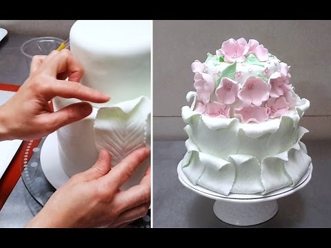 Simple Fondant Cake Decorating Tutorial Decorar con Fondant by Cakes StepbyStep.