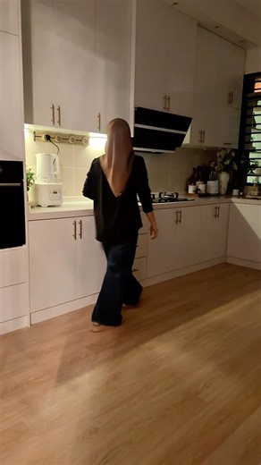 This LED sensor light is USB rechargeable and super convenient #ledlights