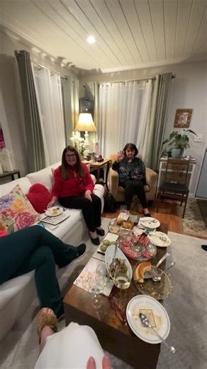 Debbie Davis Singer/Entertainer on Reels