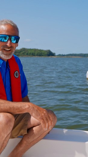 Buoy Basics: What are obstruction buoys? | BoatUS