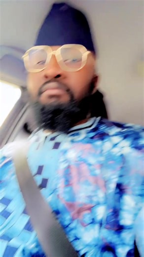 Vidéos de Commandant zabra (@zabra_commandant1) avec original sound - OLDEN TUNES AFRICA