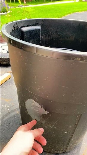 JB Water Weld Epoxy Putty and Epoxy combo review on plastic trash can. #diy #fix #JBWeld