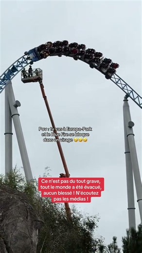 Quand tu vas à Europa-Park et que le Blue Fire se bloque dans un virage