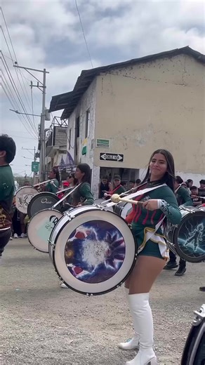 Anahí's Catchy New Tune for Fans